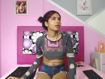 girl Cam Girls Get Busy With Their Dildos With No Shame with naomy_queen1