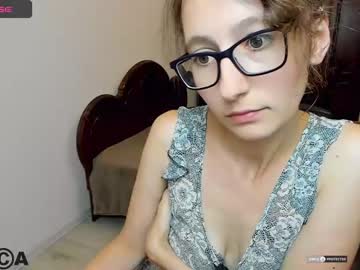 girl Cam Girls Get Busy With Their Dildos With No Shame with cuddlieskarina