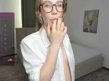 girl Cam Girls Get Busy With Their Dildos With No Shame with nancylamb