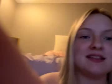 girl Cam Girls Get Busy With Their Dildos With No Shame with rosepeddelz
