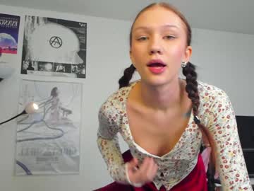 girl Cam Girls Get Busy With Their Dildos With No Shame with sindy_sue