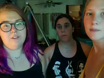 couple Cam Girls Get Busy With Their Dildos With No Shame with kinkycottage
