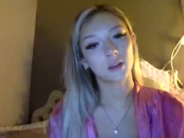 girl Cam Girls Get Busy With Their Dildos With No Shame with katlatte
