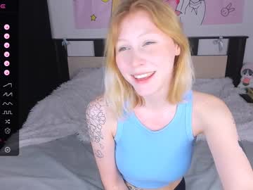 girl Cam Girls Get Busy With Their Dildos With No Shame with blue_colada